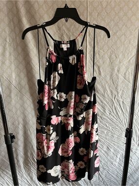 Floral Print Black Spaghetti-Strap Halter Dress